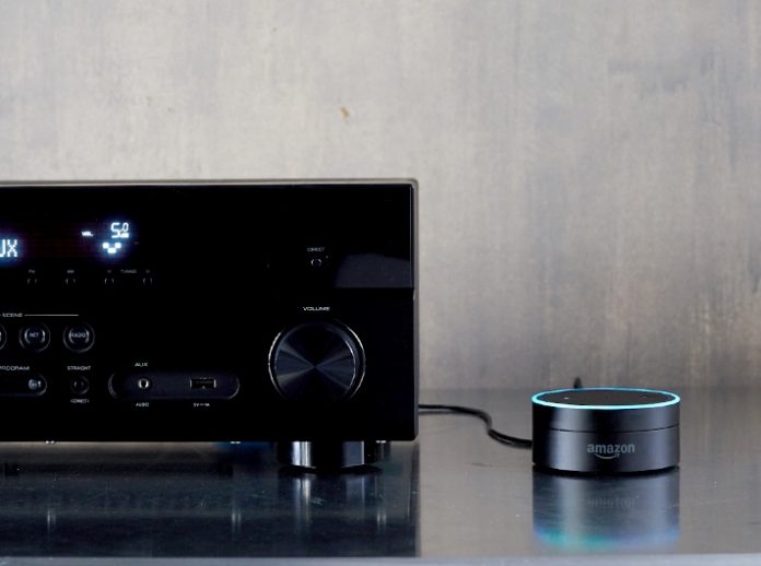 «Dot» vernetzt andere Lautsprecher und ist per Sprachbefehl steuerbar