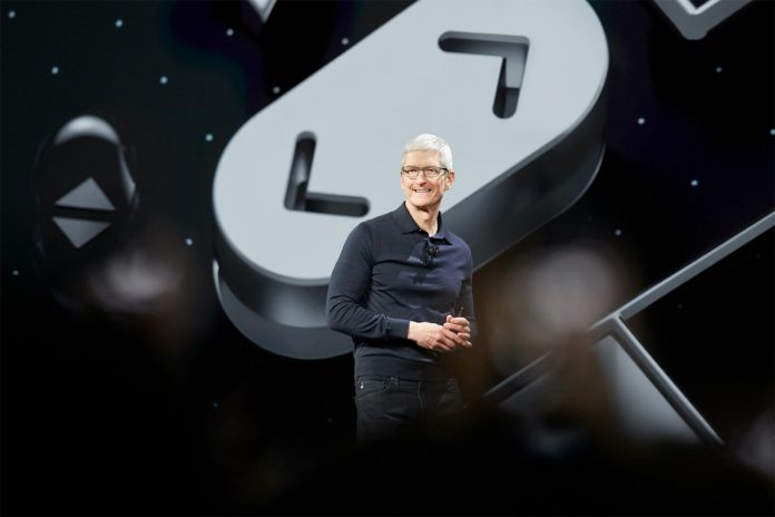 Für Apple-Chef Tim Cook ist die Börsen-Billion auch ein großer persönlicher Triumph