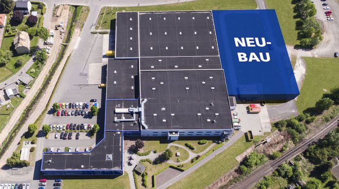 Bluechip mit Millionen-Investition