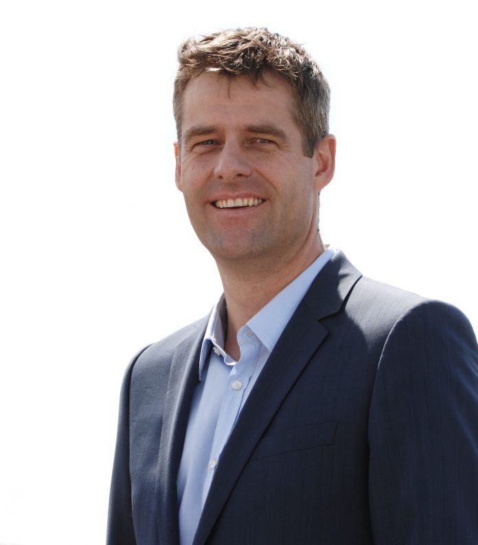 Brodos übernimmt Stahlgruber Dominik Brokelmann