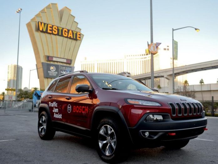 Ein selbstfahrender Jeep Cherokee in Las Vegas. Auf der dortigen CES-Messe treten die Autofahrer selbstbewusst auf. Foto: Britta Pedersen
