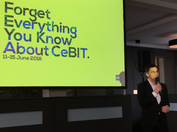 Messe-Chef Oliver Frese präsentiert das neue Konzept