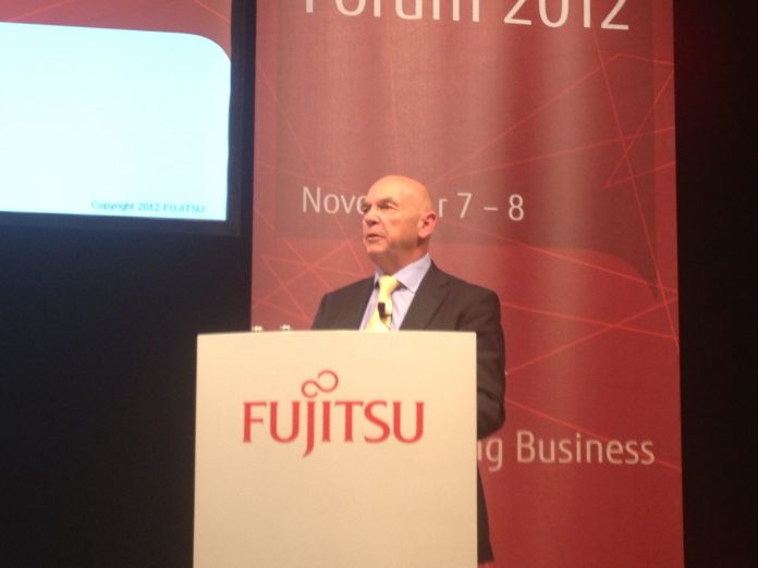 CeBIT: Fujitsu stellt Business Tablet