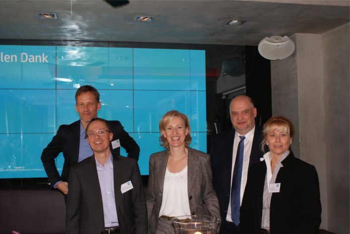 Gabriele und Regine Pohl (Channel-Chefin r.)