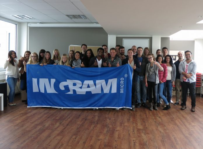 Die neuen Auszubildenden bei Broadliner Ingram Micro