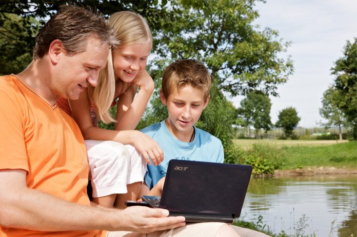 Deutsche haben nur mittelmäßige Computerkenntnisse