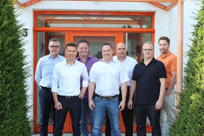 Mannschaftsfoto: Die Teams von WD und Littlebit