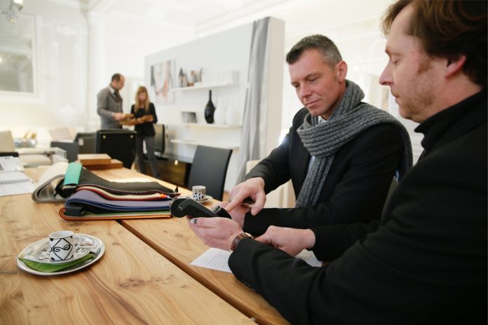Studie: Firmen-Chefsessel bleibt oft in der Familie