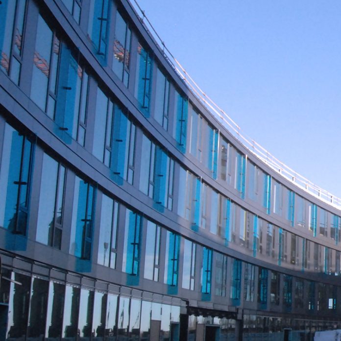 Nemetschek steigt in Gebäudemanagement ein