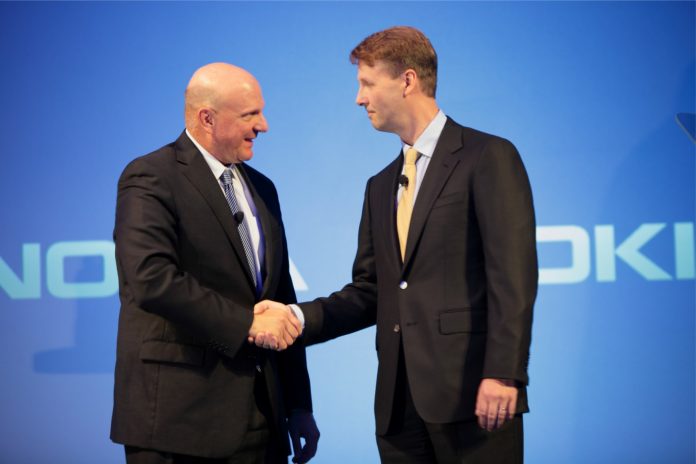 Siilasmaa (Nokia) und Ballmer (Microsoft) auf der Pressekonferenz