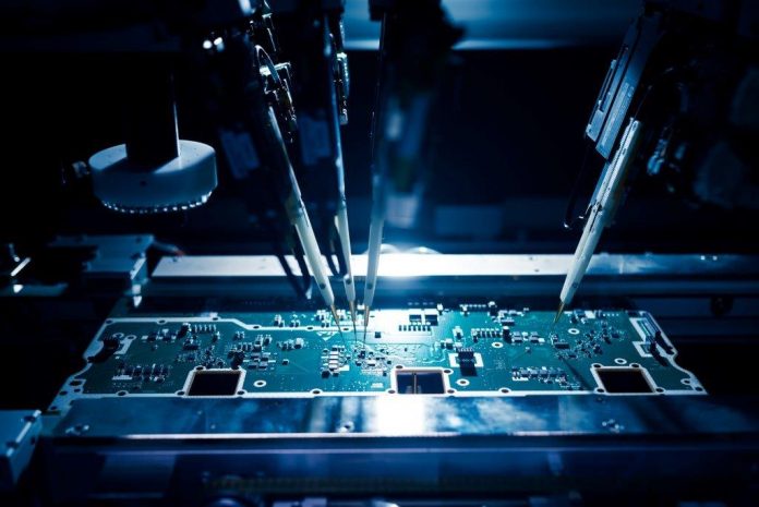 Nokia kämpft weiter mit Umsatzschwund und Verlusten