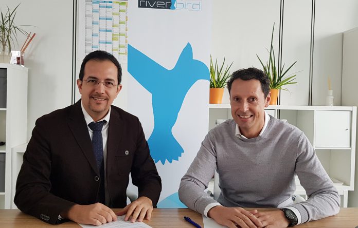 Mohd Mobasseri (CEO von EMT) und Thomas Hoffmann (CEO von Riverbird)