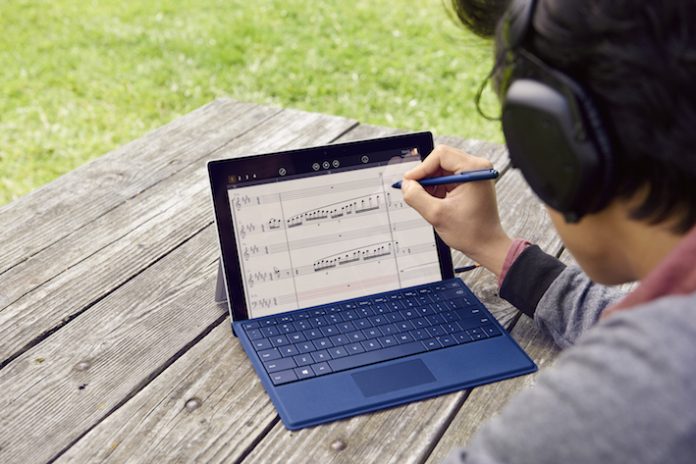 Die Erlöse mit Surface-Tablets stiegen im Jahresvergleich um 61 Prozent