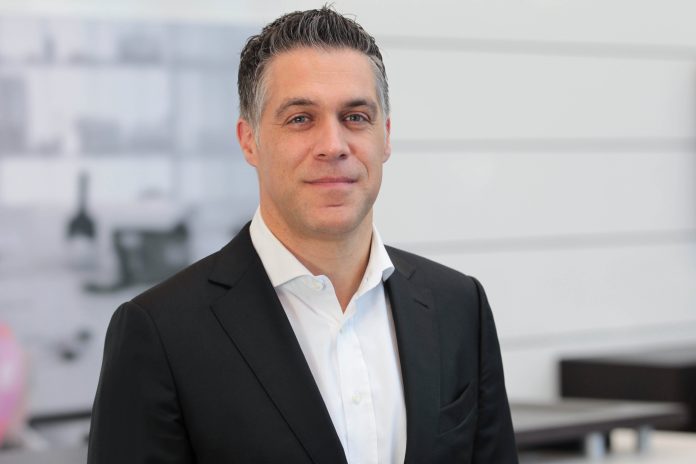 Esfahani übernimmt Leitung indirekter Vertrieb bei der Telekom