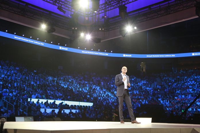 CEO Satya Nadella auf der WPC 2016