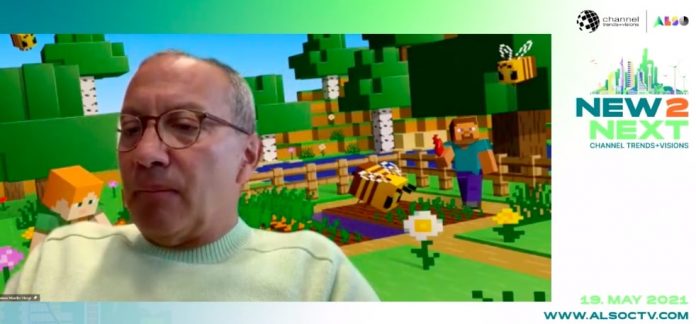 CEO Gustavo Möller-Hergt bei seiner Keynote