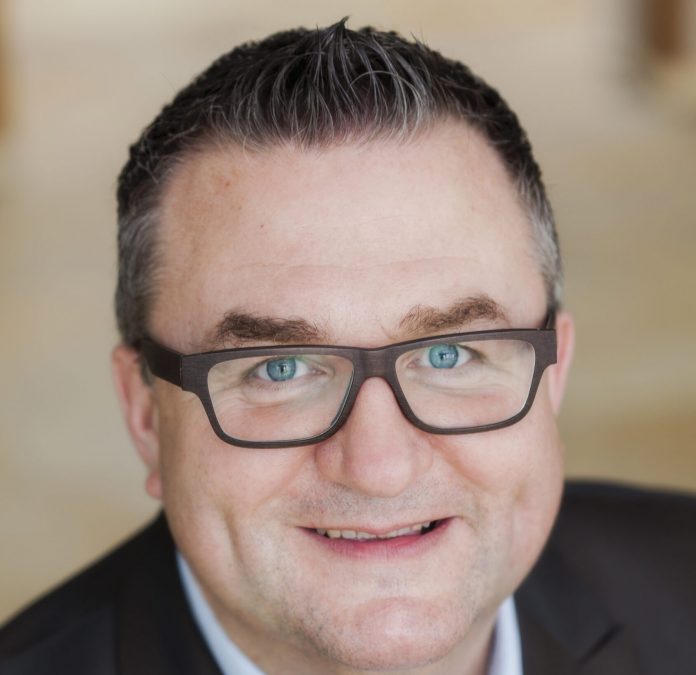 Thomas Hruby, Geschäftsführer bei Sysob